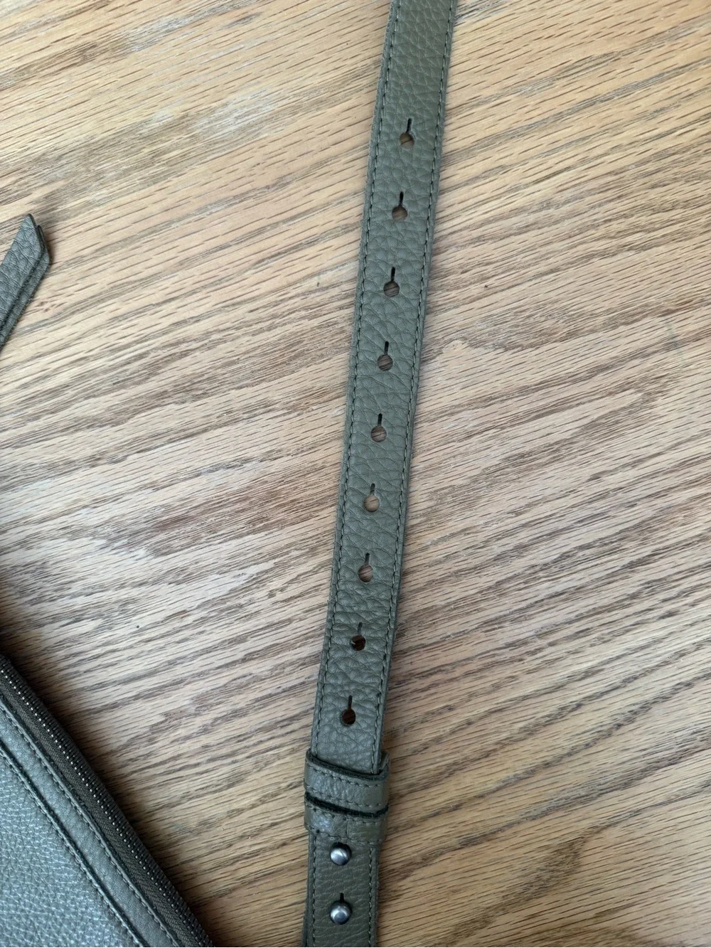 N/A sak olive